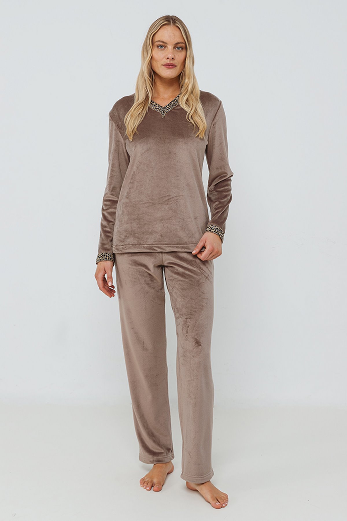 βελούδινη φόρμα giota homewear