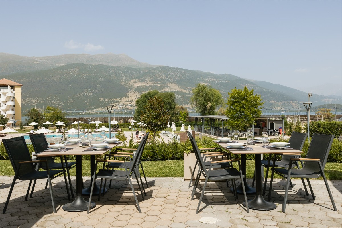 Το εστιστόριο του Lake Hotel