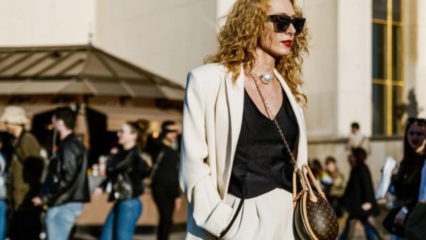 κοσμήματα μαξιμαλιστικά στο street style