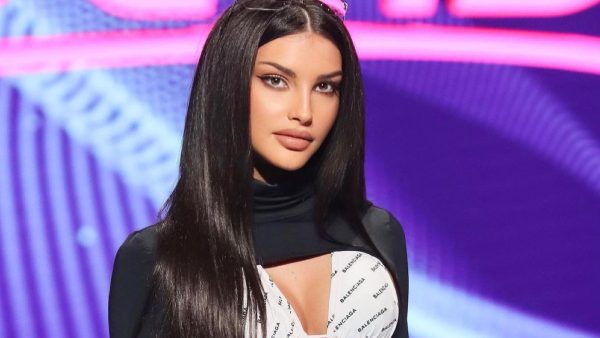 Η Χριστιάννα κατσιέρη με μαγιό σε εκπομπή