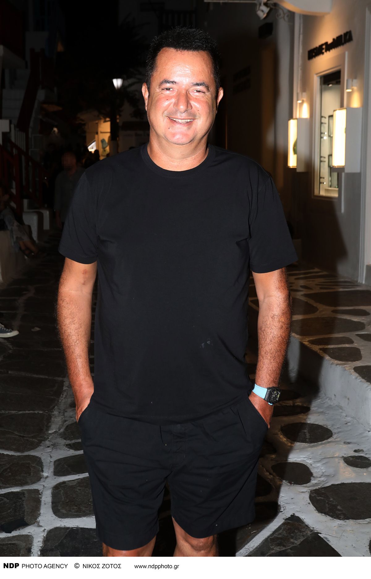 Ο ΣΚΑΪ διώχνει τον Ατζούν - Ποιο κανάλι τον μαζεύει; Αποκλειστικό