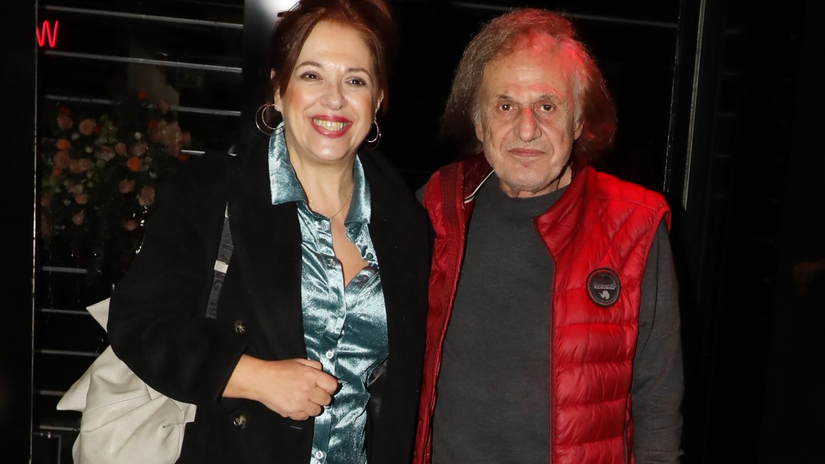 Ελένη Ράντου: «Έτσι βγήκε η φήμη ότι τα έχω με τον κιθαρίστα του Παπακωνσταντίνου»