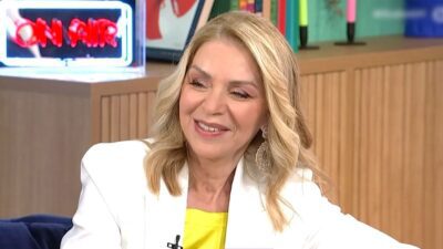 Έλλη Στάη: «Η λέξη “ορφανό” είχε αρνητική αύρα, υπήρχε κάτι σαν ντροπή»