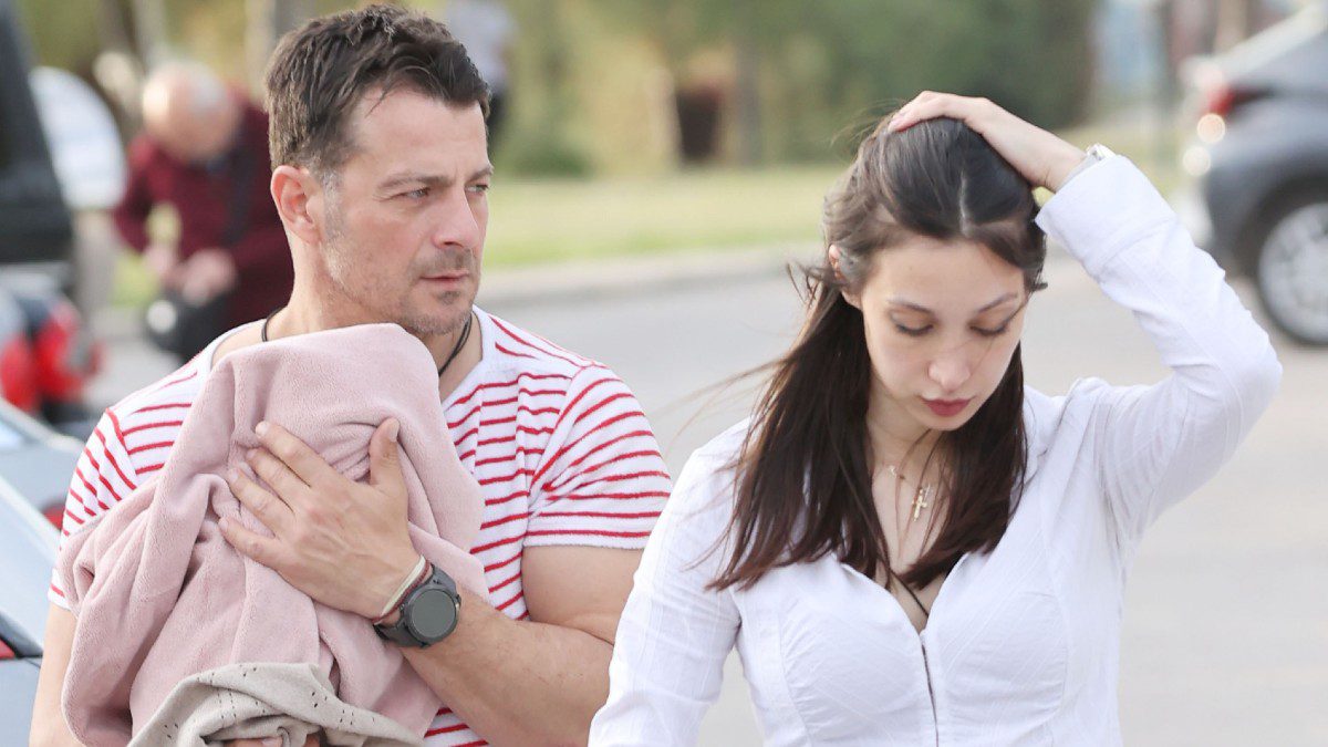 Γιώργος Αγγελόπουλος: Η συγκινητική αναφορά στην κόρη του και την παιδική κακοποίηση