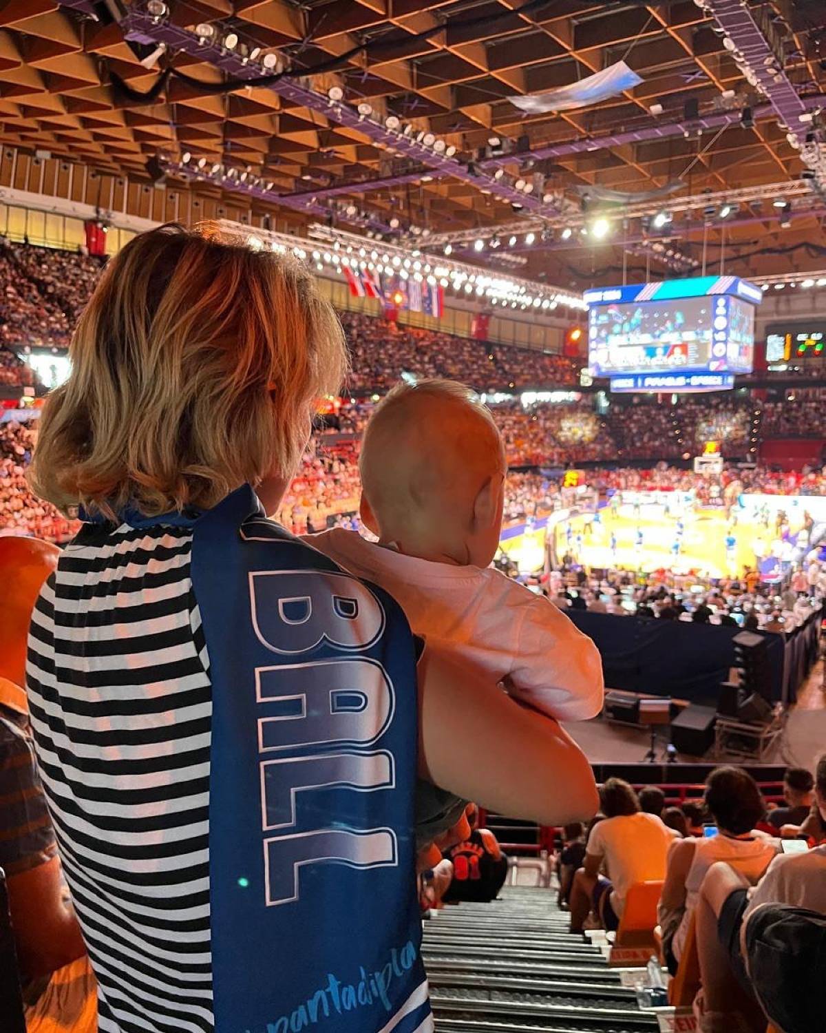 Γιούλικα Σκαφιδά: Το άλμπουμ του πρώτου χρόνου με το γιο της, Άγγελο (Φωτογραφίες)