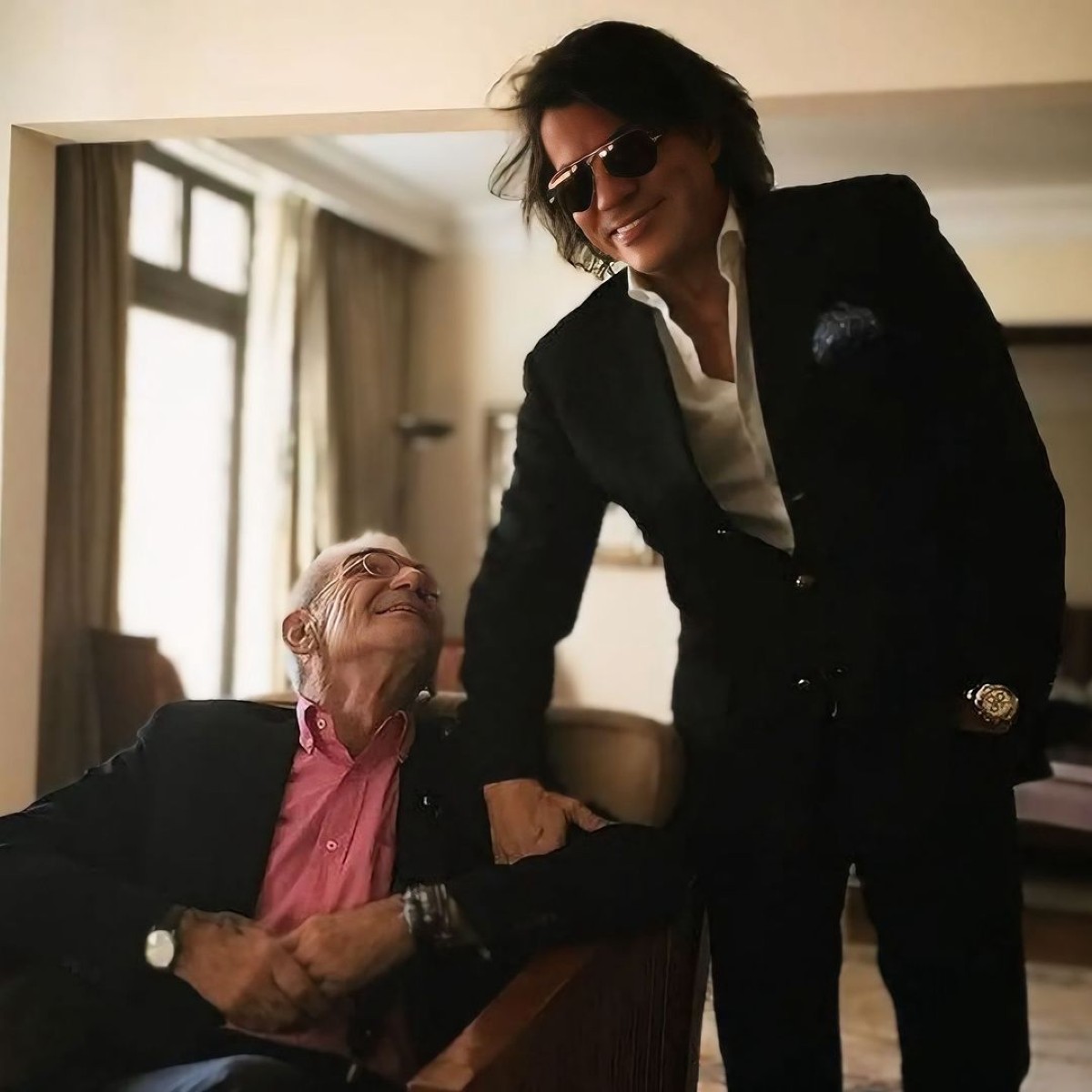 Ο Ηλίας Ψινάκης με τον Γιάννη Μπουτάρη