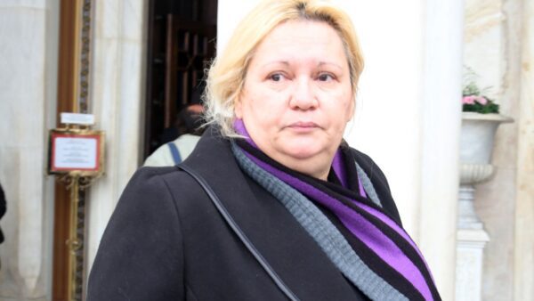 Στο νοσοκομείο η Καίτη Φίνου – Έμεινε χωρίς φαΐ και νερό για 24 ώρες