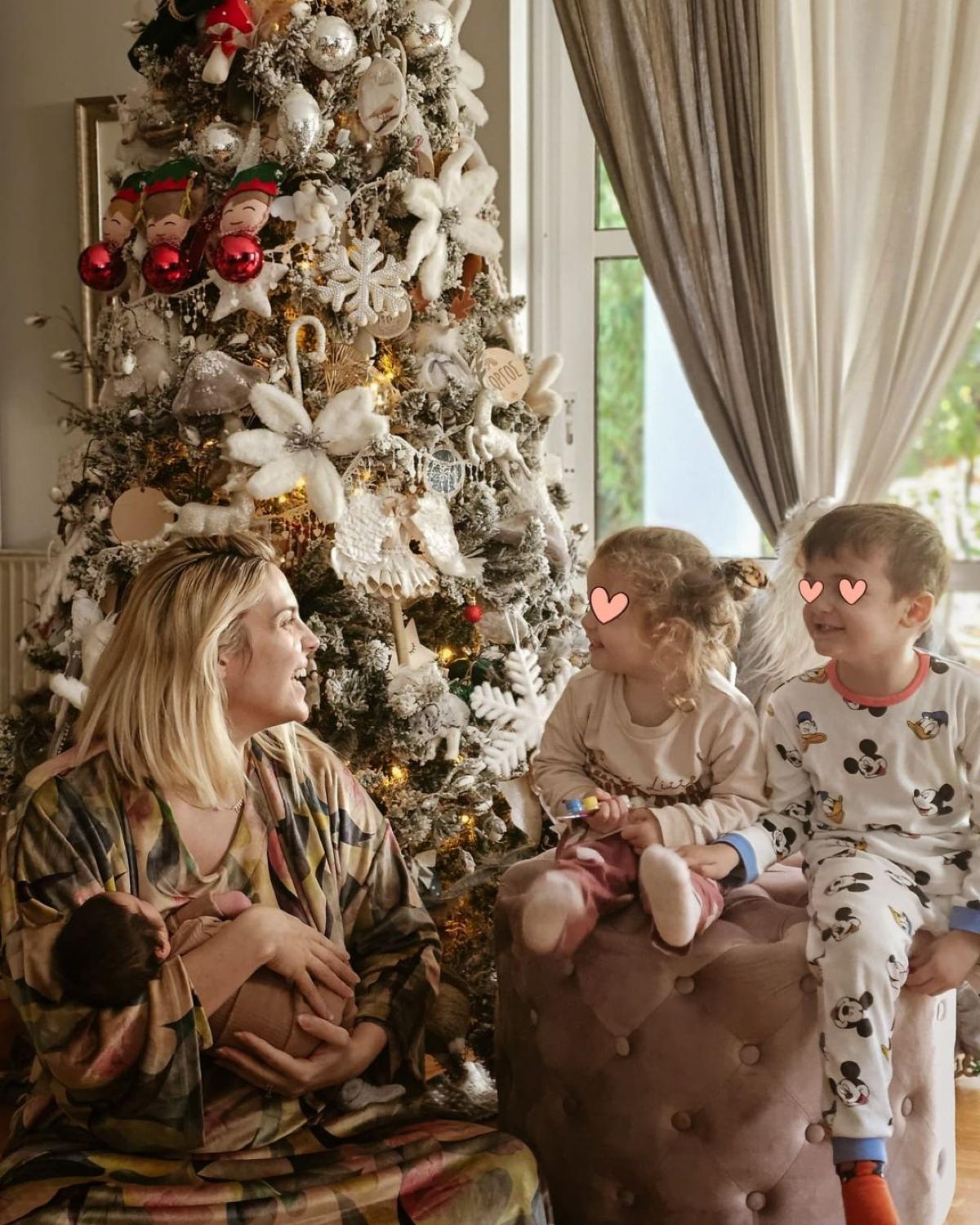 Η Μαντώ Γαστεράτου γιορτάζει τα Χριστούγεννα