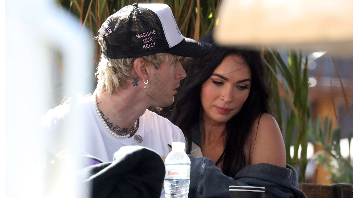 Έγκυος η Megan Fox στο παιδί του Machine Gun Kelly: «Τίποτα δεν χάνεται πραγματικά, καλώς ήλθες πίσω»