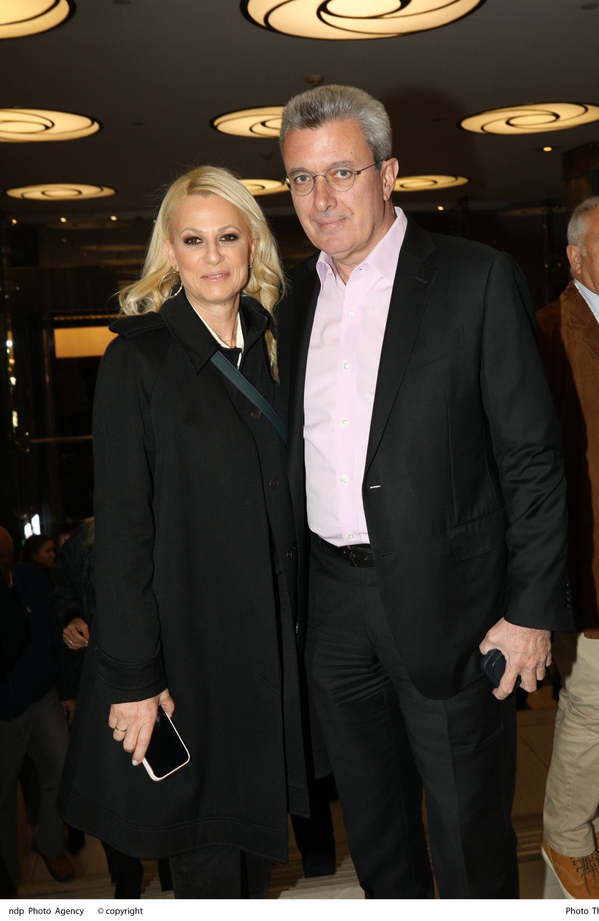 Νίκος Χατζηνικολάου – Σπάνια εμφάνιση με την επί 20 χρόνια σύζυγό του, Κρίστη Τσολακάκη