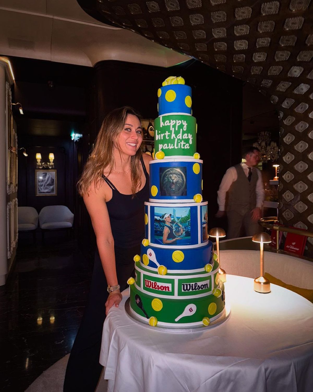 Στέφανος Τσιτσιπάς – Η ρομαντική έκπληξη που έκανε στην Πάουλα Μπαντόσα για τα γενέθλιά της