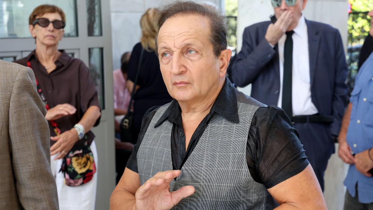 Σπύρος Μπιμπίλας: «Επειδή έχω καταλάβει ότι κάποιοι ενοχλούνται από αυτό, το λέω επίτηδες»