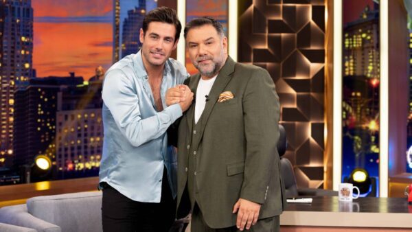 «The 2Night Show» - Ο Γρηγόρης Αρναούτογλου υποδέχεται την Idra Kayne και τον Κώστα Μαρτάκη