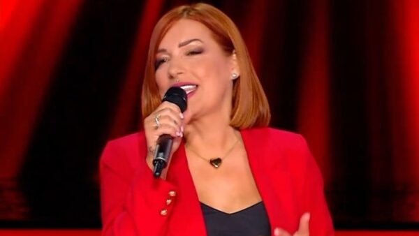 The Voice - Συγκλόνισε η Βάλλια μιλώντας για τον καρκίνο του μαστού