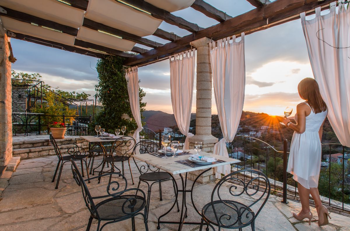 Η επιβλητική θέα είναι ένα από τα πλεονεκτήματα του Pirrion