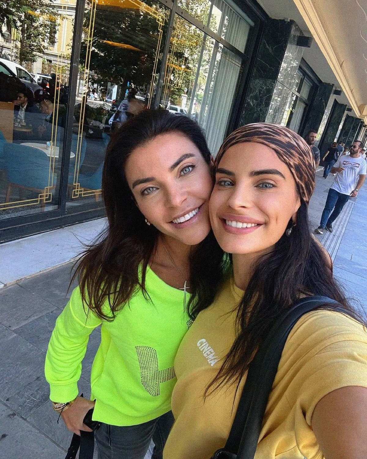 Το άλμπουμ που ανέβασε η Χριστίνα Μπόμπα για τον Οκτώβριο