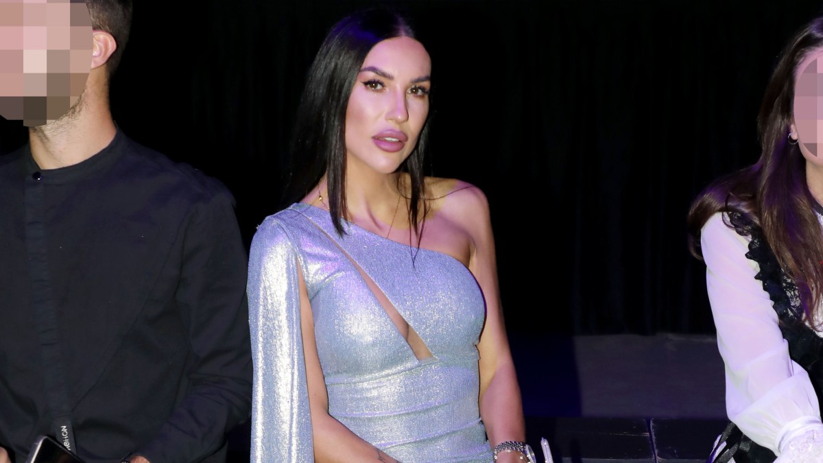 Ζέτα Θεοδωροπούλου - Η κατακόκκινη ανθοδέσμη που έλαβε μετά τον χωρισμό με τον Παναγιώτη Ταχτσίδη