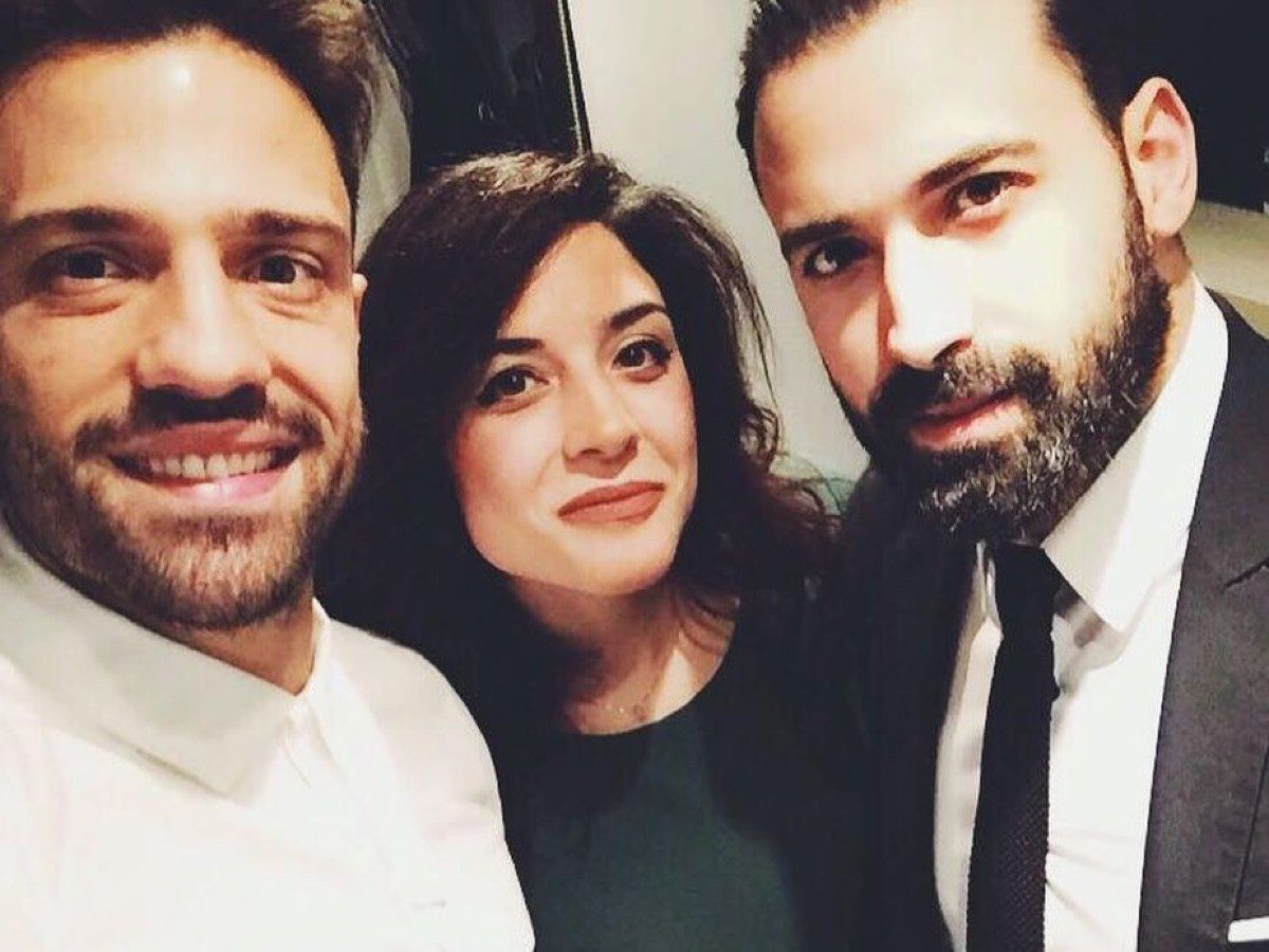 Ο Κωνσταντίνος Αργυρός με τα αδέρφια του