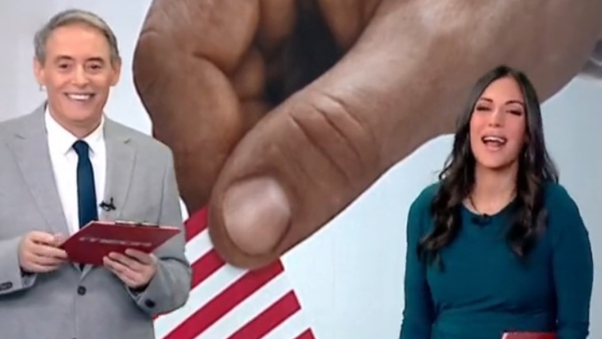 Η Ανθή Βούλγαρη στο πλατό Κοινωνία Ώρα Mega.