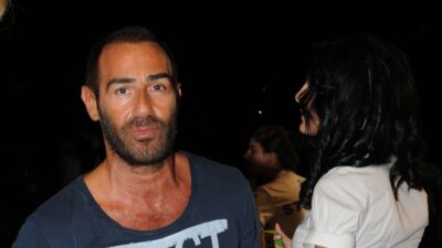 Ο Αντώνης Κανάκης σε βραδινή έξοδο στο παρελθόν