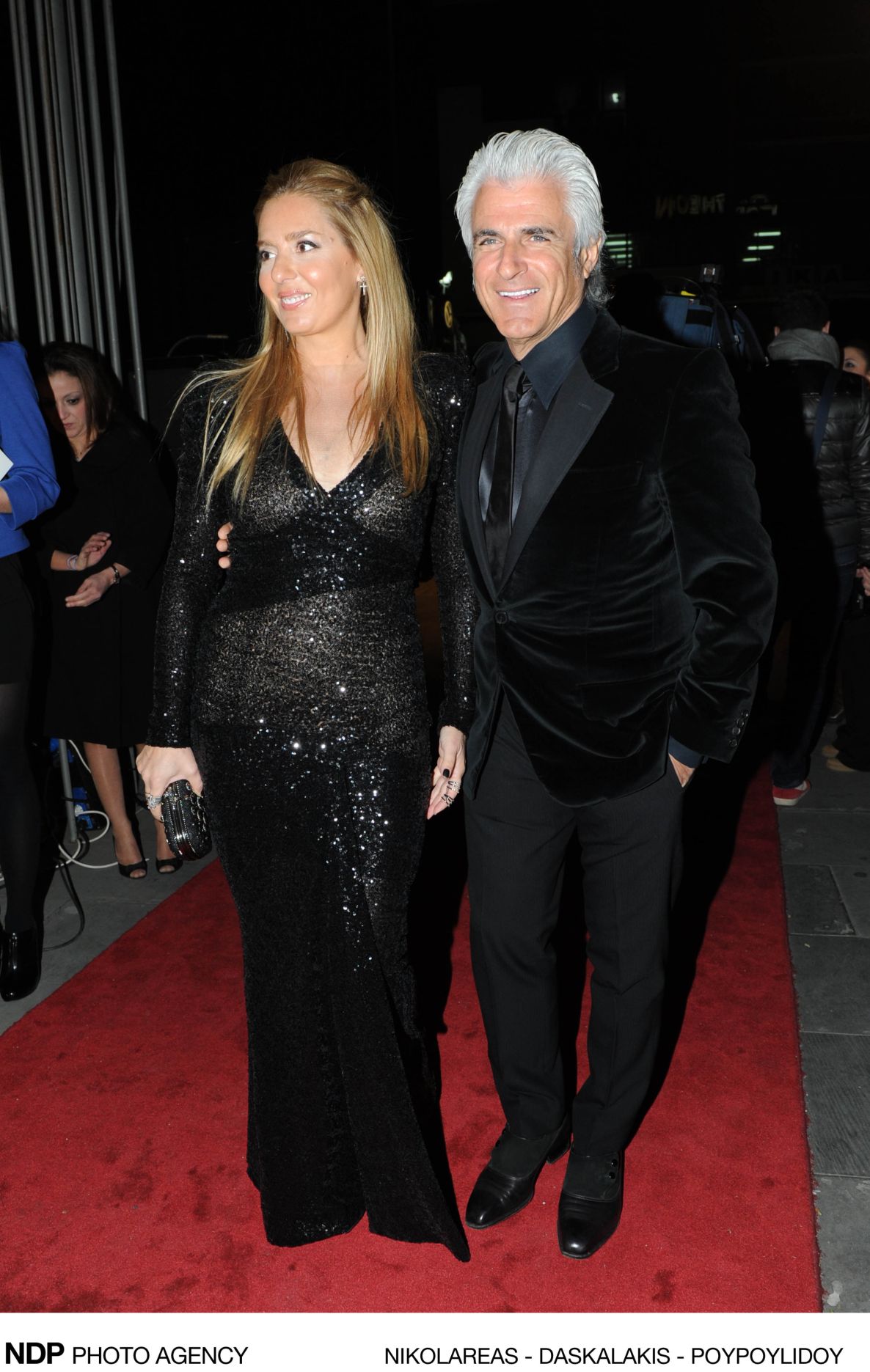 Η Έλενα Μακρή και ο Αντώνης Λυμπέρης σε βραδινή τους έξοδο.