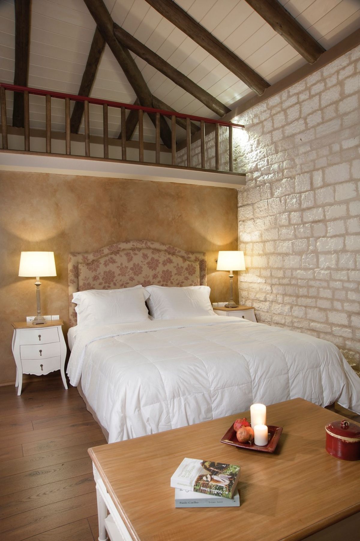 Υπέροχη ατμόσφαιρα και κομψή διακόσμηση