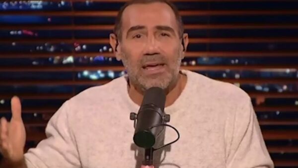 Βινύλιο με τον Αντώνη Κανάκη