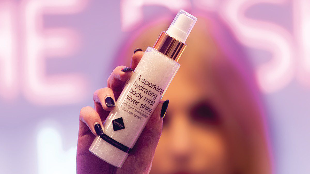 body mist με glitter για μοναδικές εμφανίσεις