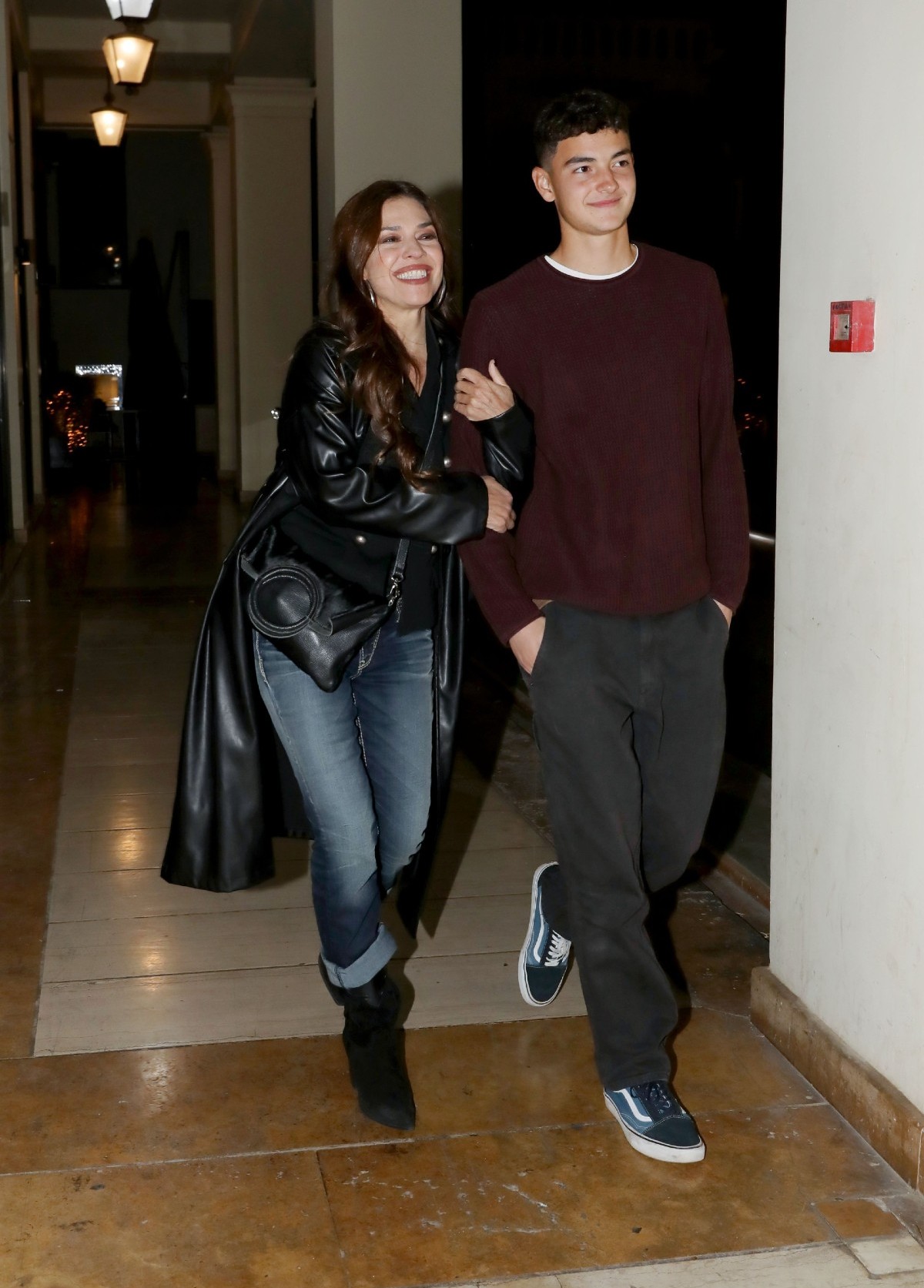 Η Ναταλία Δραγούμη σε έξοδο με τον γιο της Φίλιππο