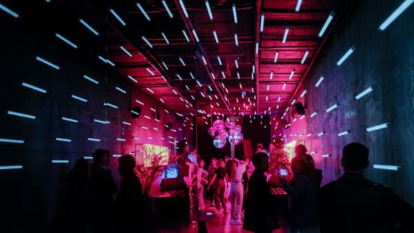 Party σε μαγαζί