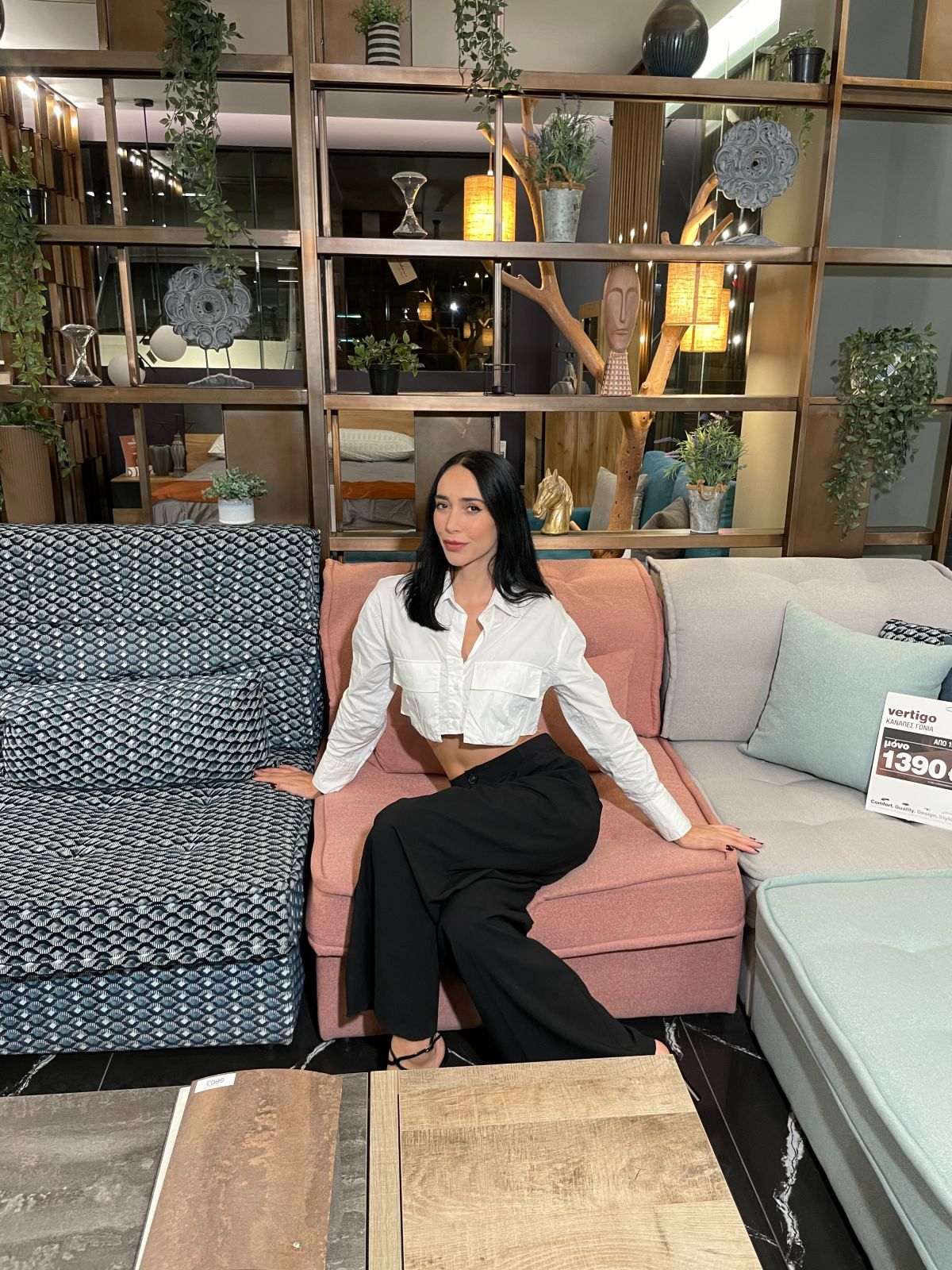 Η Εύα Φούσκα εμπιστεύται έπιπλα Galanis