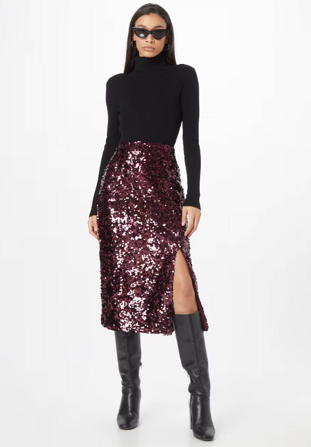 Μπορντό φούστα με παγέτες και μαύρο πουλόβερ