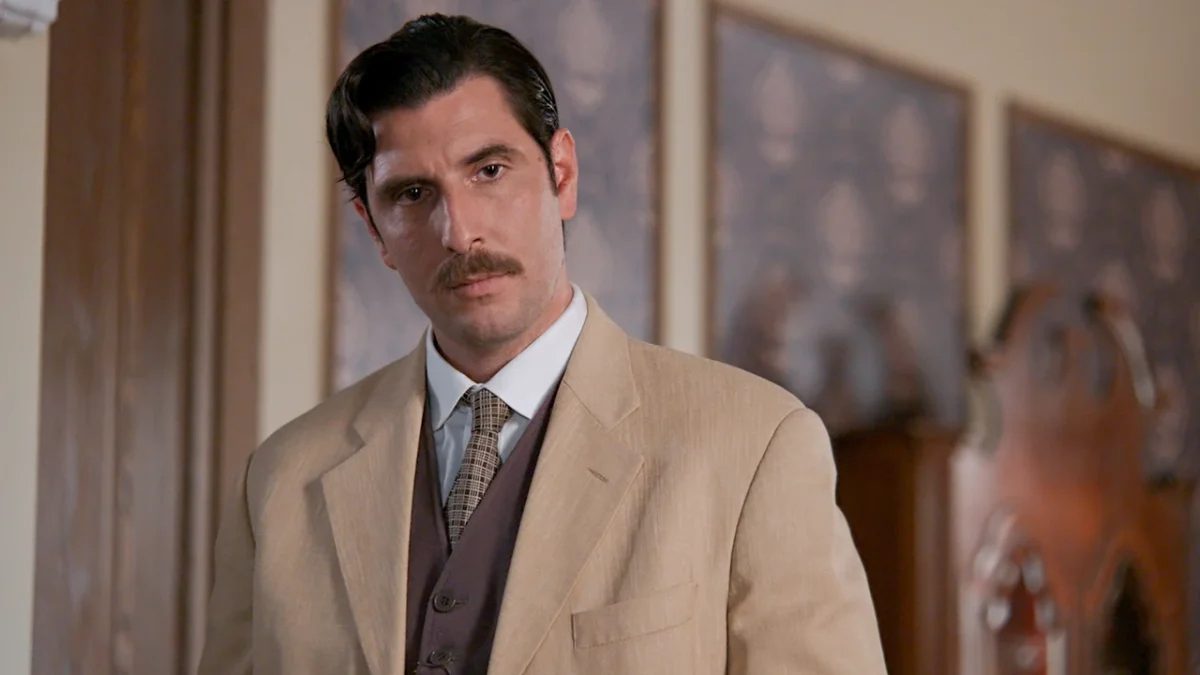 Ο Ρήγας από το Grand Hotel