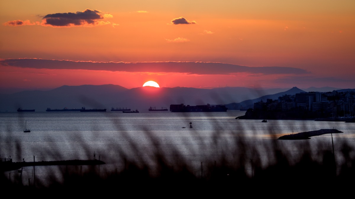 Ηλιοβασίλεμα και θάλασσα