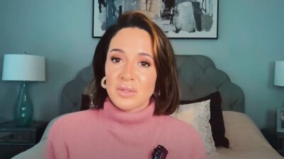 Η Καλομοίρα σε βίντεο στο Youtube