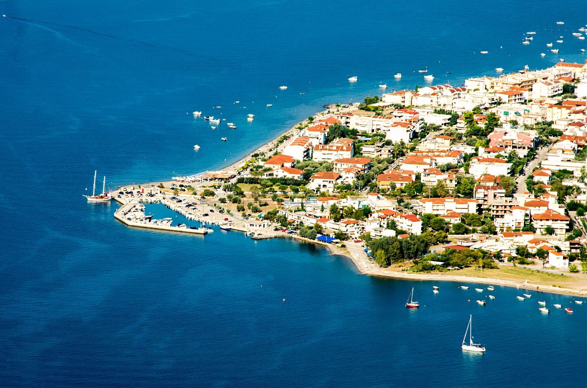 Μια υπέροχη επιλογή για χειμερινή απόδραση τα Καμένα Βούρλα