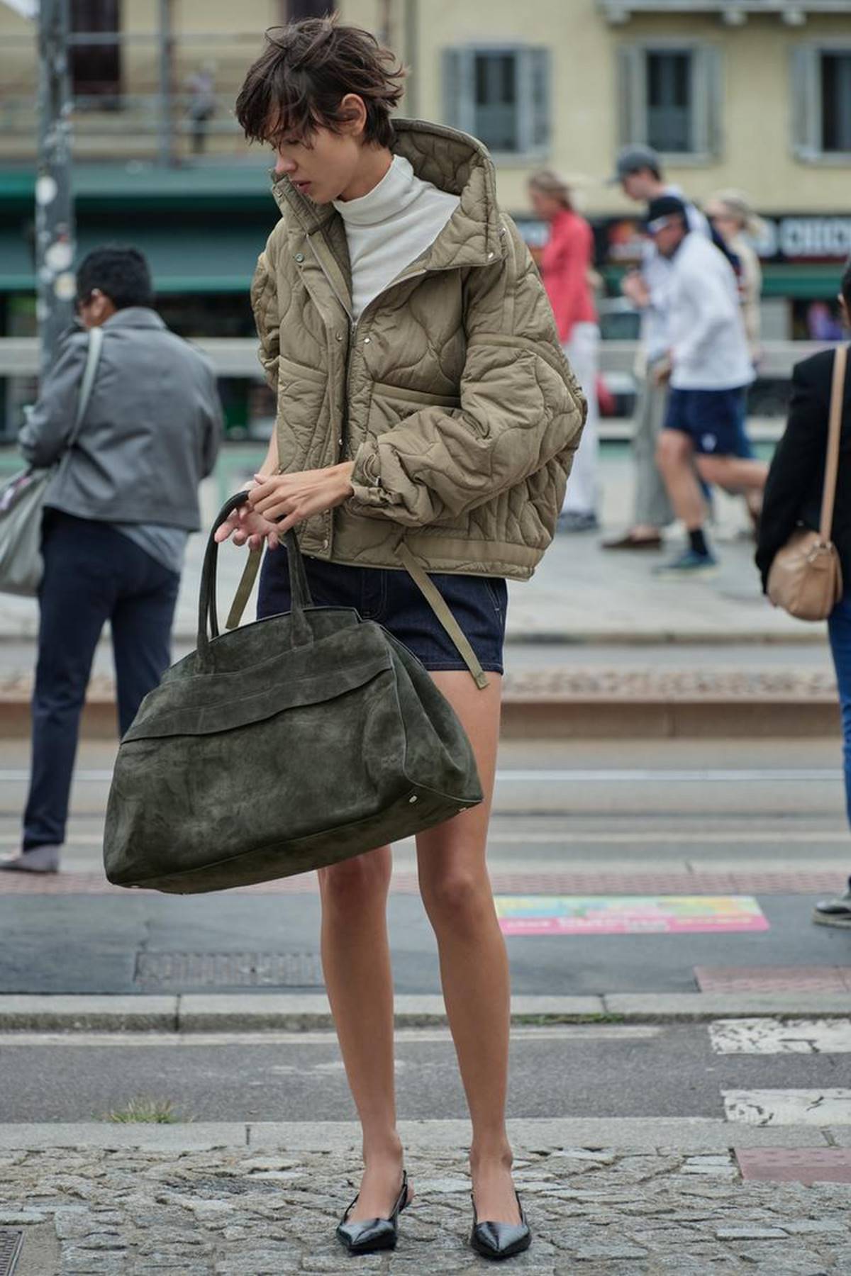 Χακί καπιτονέ μπουφάν Zara