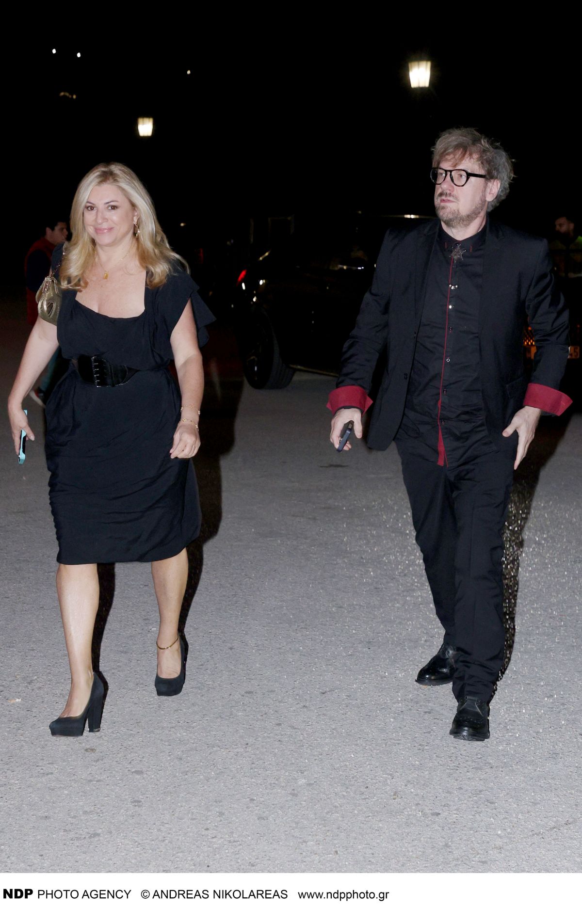 Ο Κώστας Σπυρόπουλος και η Χριστίνα Πολίτη φέτος (2024) σε βραδινή έξοδο στο Ζάππειο