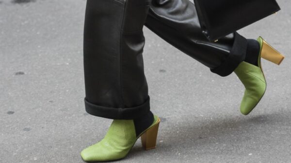 Μαύρο δερμάτινο παντελόνι