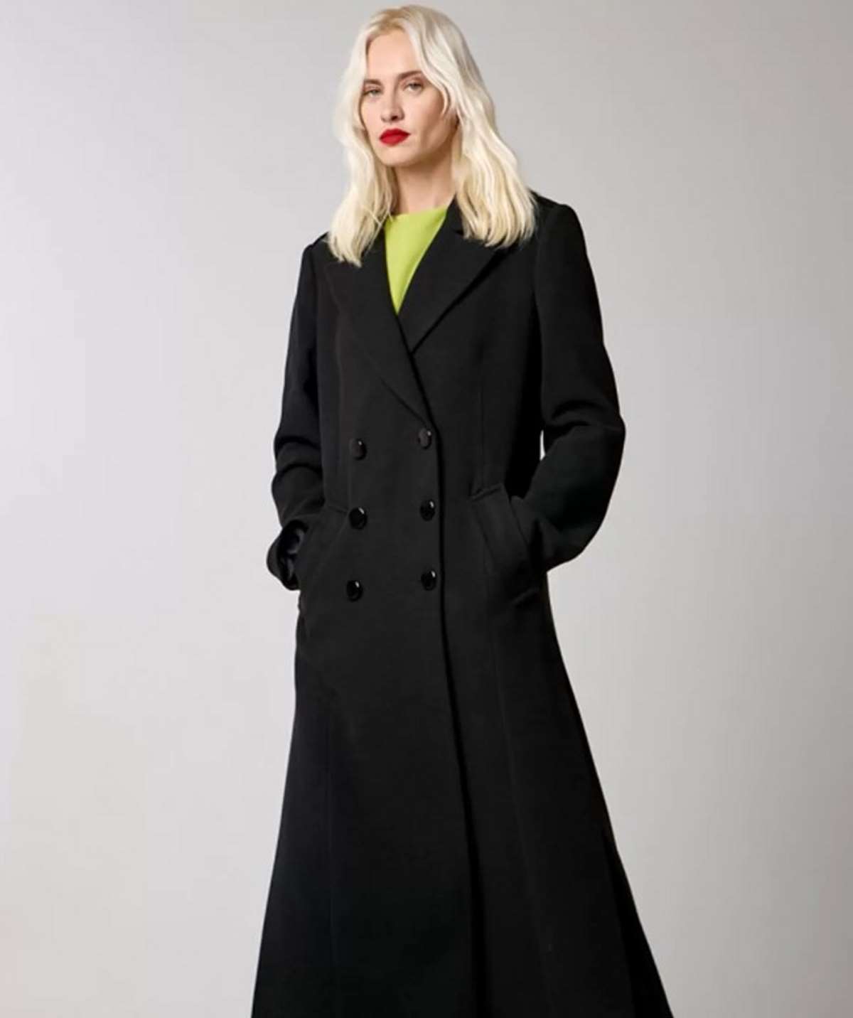 μακρύ μαύρο παλτό favela