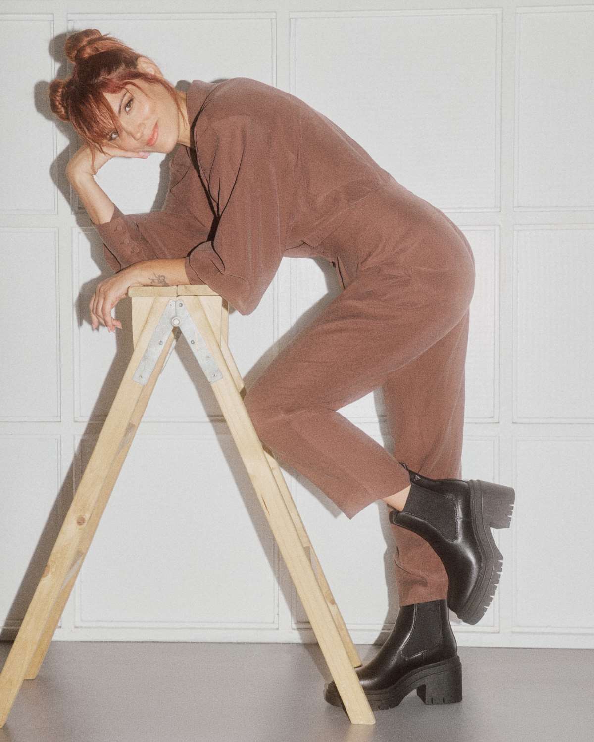 Η Μαίρη Συνατσάκη με παπούτσια Envie Shoes