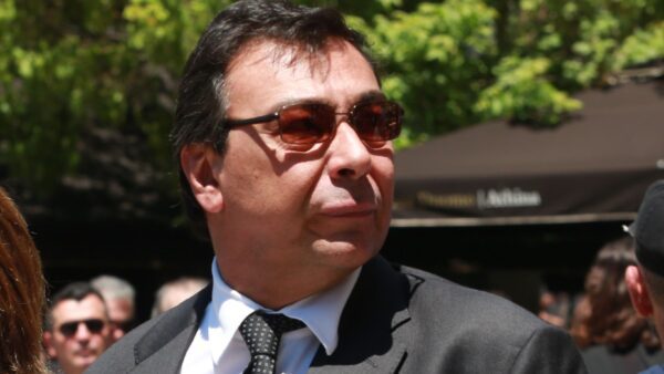 Ο Νίκος Νικητέας στην Μητρόπολη Αθηνών.