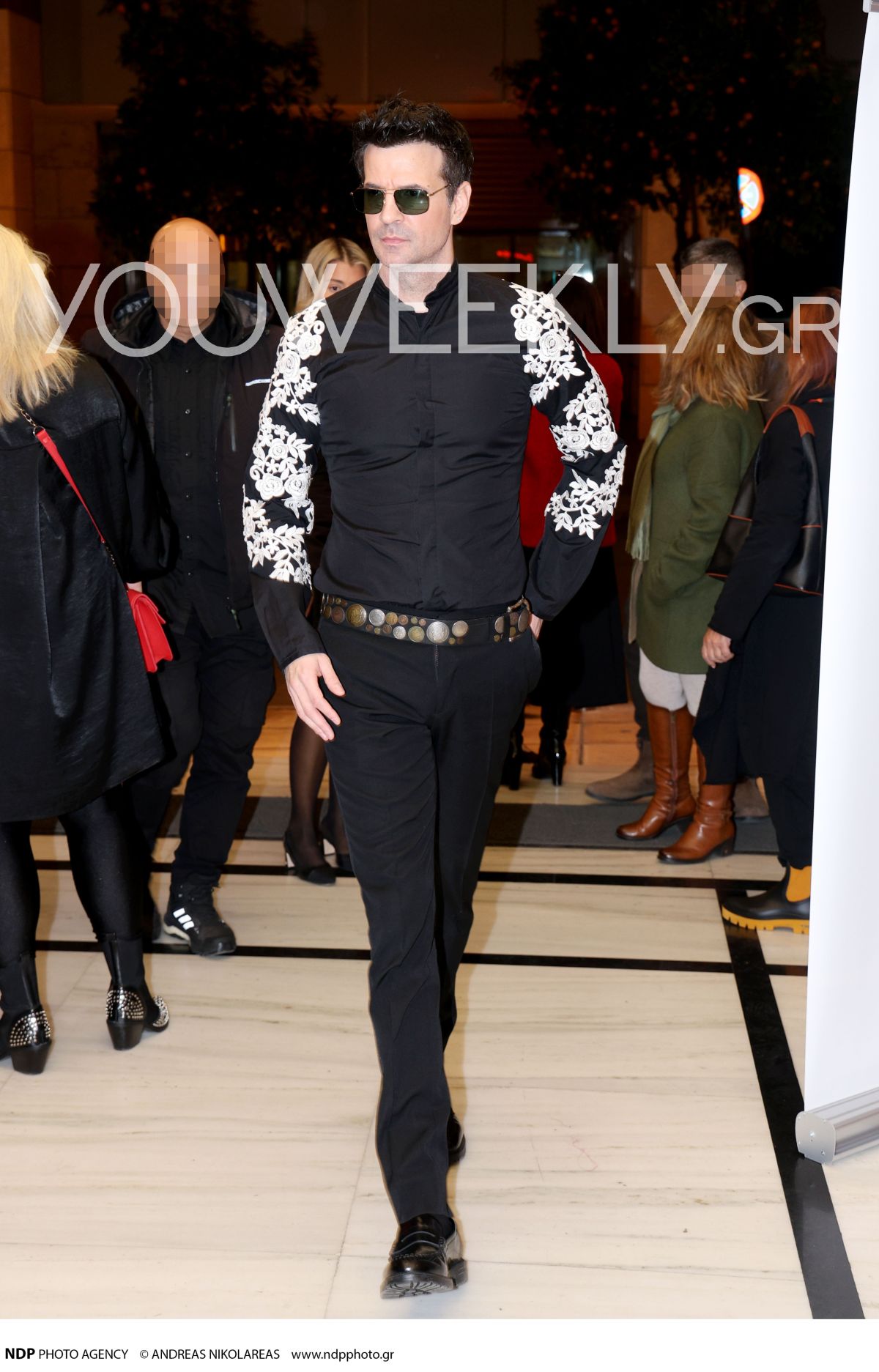 Ο Νίνο στο θέατρο Αλίκη