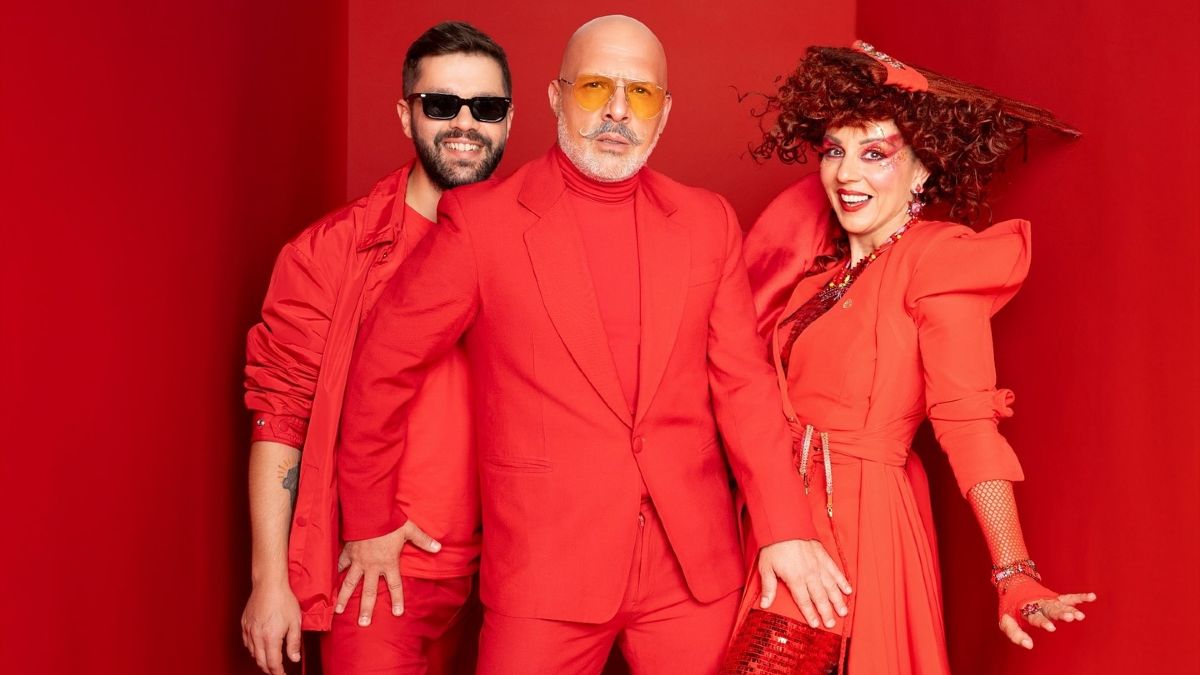 Η ομάδα του Νίκου Μουτσινά για την εκπομπή ΝΜ Βραδιάτικα