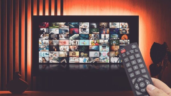 Τηλεόραση με προγράμματα