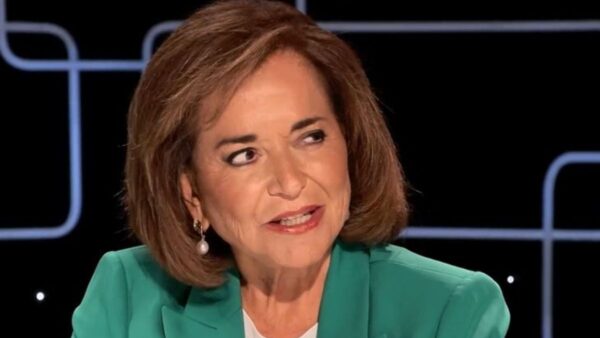 Η Ντόρα Μπακογιάννη σε συνέντευξη στο ONE CHANNEL.