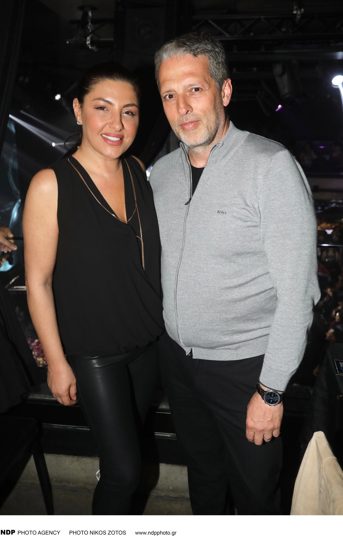 Η Έλενα Παπαρίζου και ο Ανδρέας Καψάλης αγκαλιά