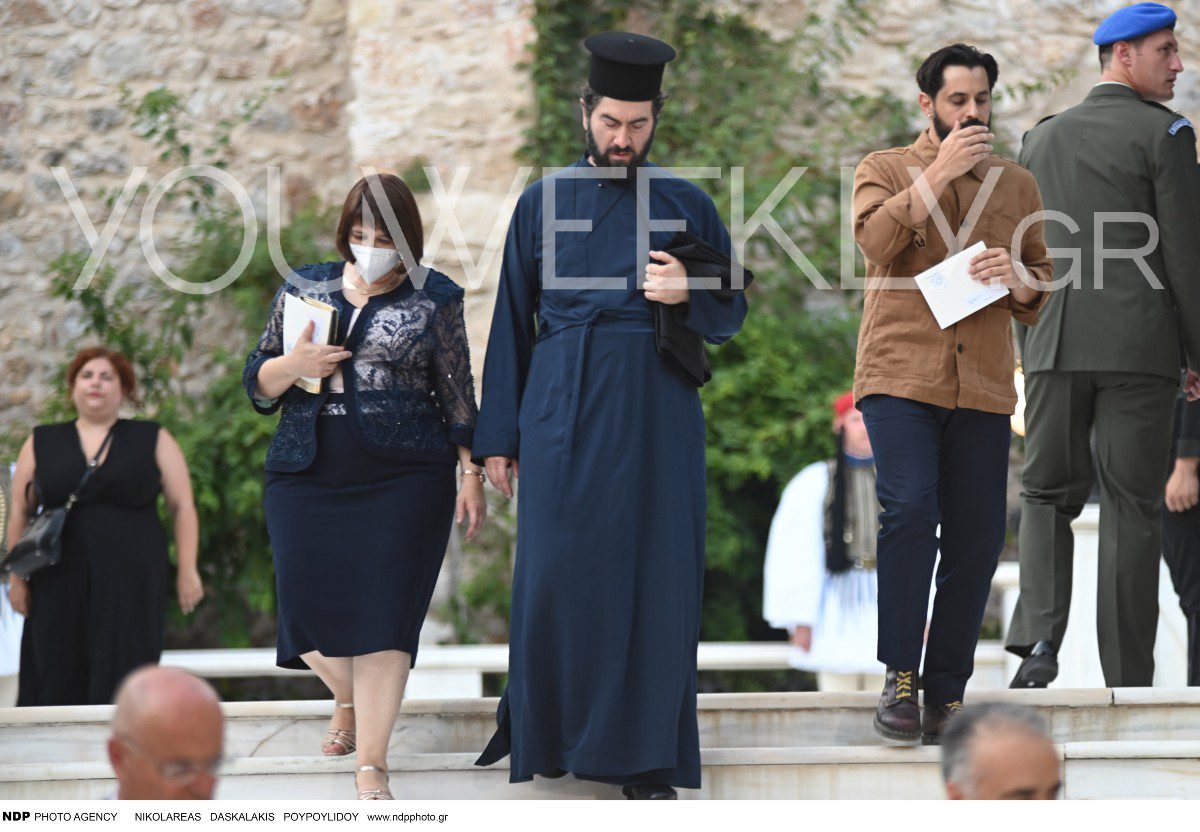 Ο Πατέρας Αντώνιος με την πρεσβυτέρα