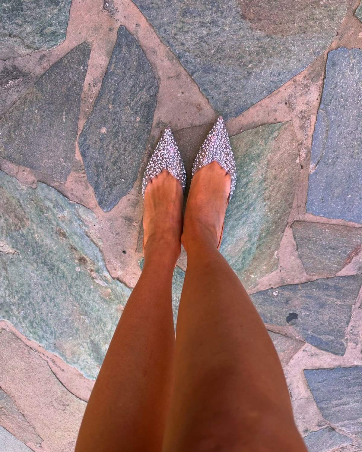 Τα νυφικά παπούτσια της Φωτεινής Πετρογιάννη