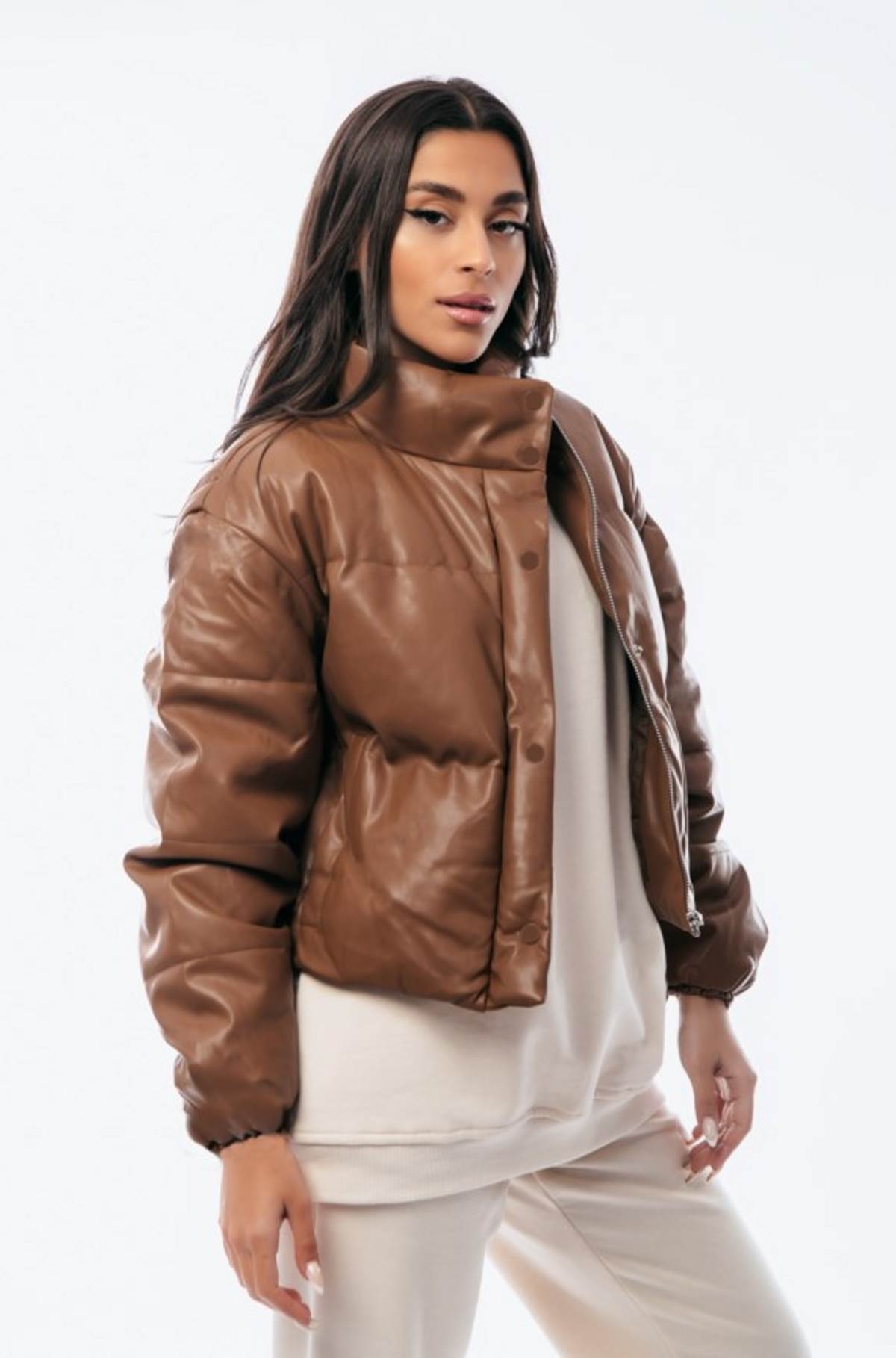 καφέ puffer jacket